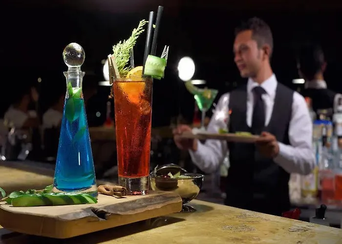 Sarpedor Boutique And