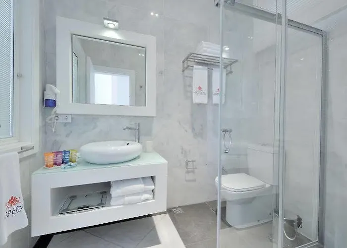 Hotell Sarpedor Boutique And 4*