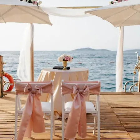 Sarpedor Boutique And 4* Bodrum